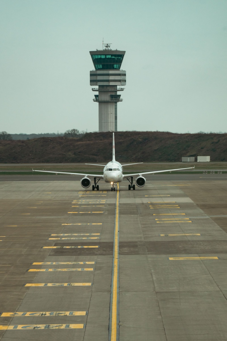 Airlines & aviation, Transport